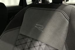 musta Volkswagen Polo 2023 kuva 18.