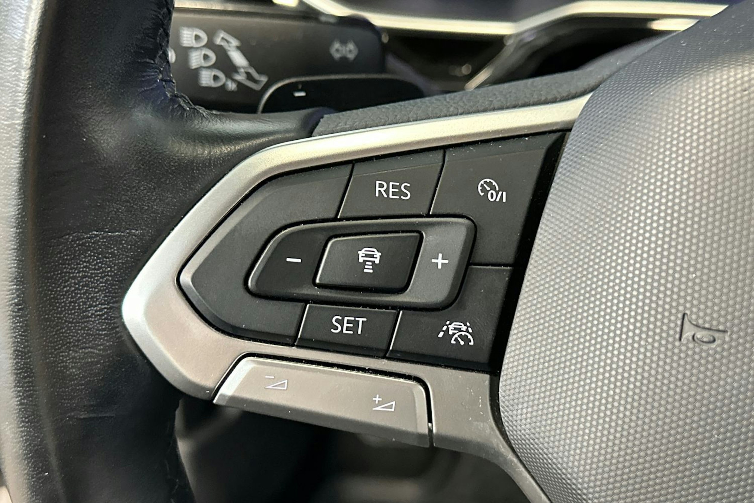 musta Volkswagen Polo 2023 kuva 19.