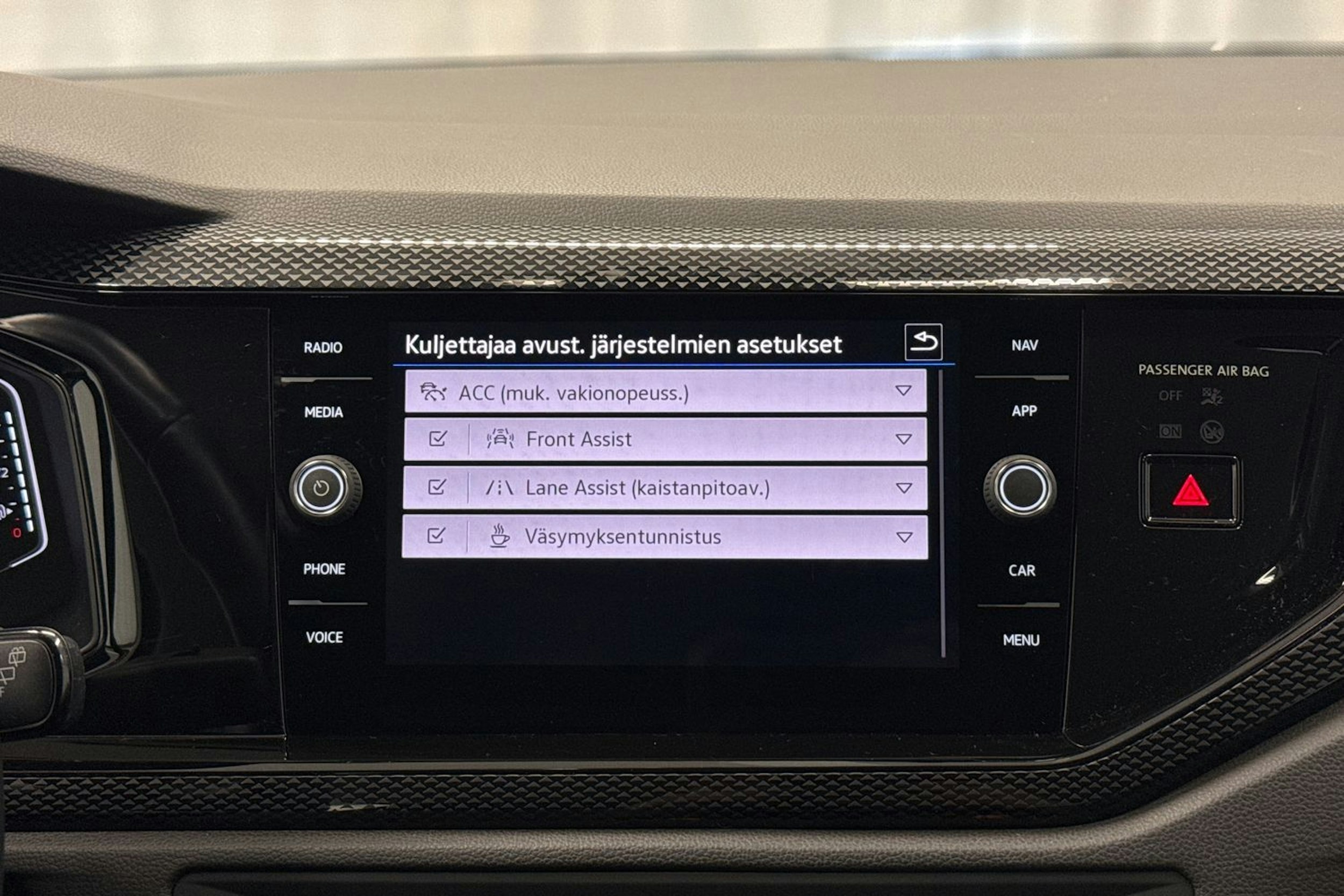sininen Volkswagen Polo 2023 kuva 15.