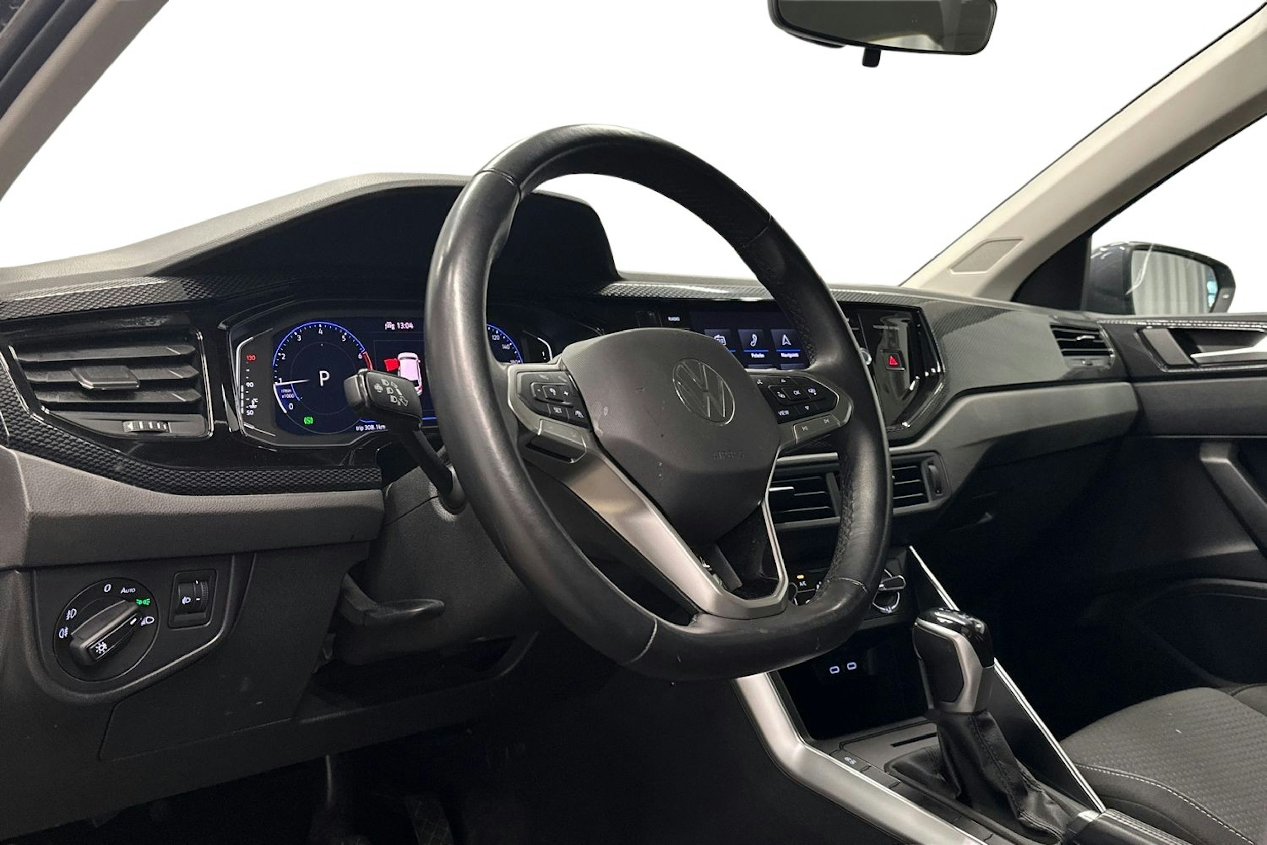 harmaa Volkswagen Polo 2023 kuva 7.