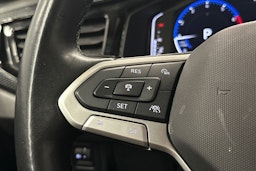 harmaa Volkswagen Polo 2023 kuva 10.