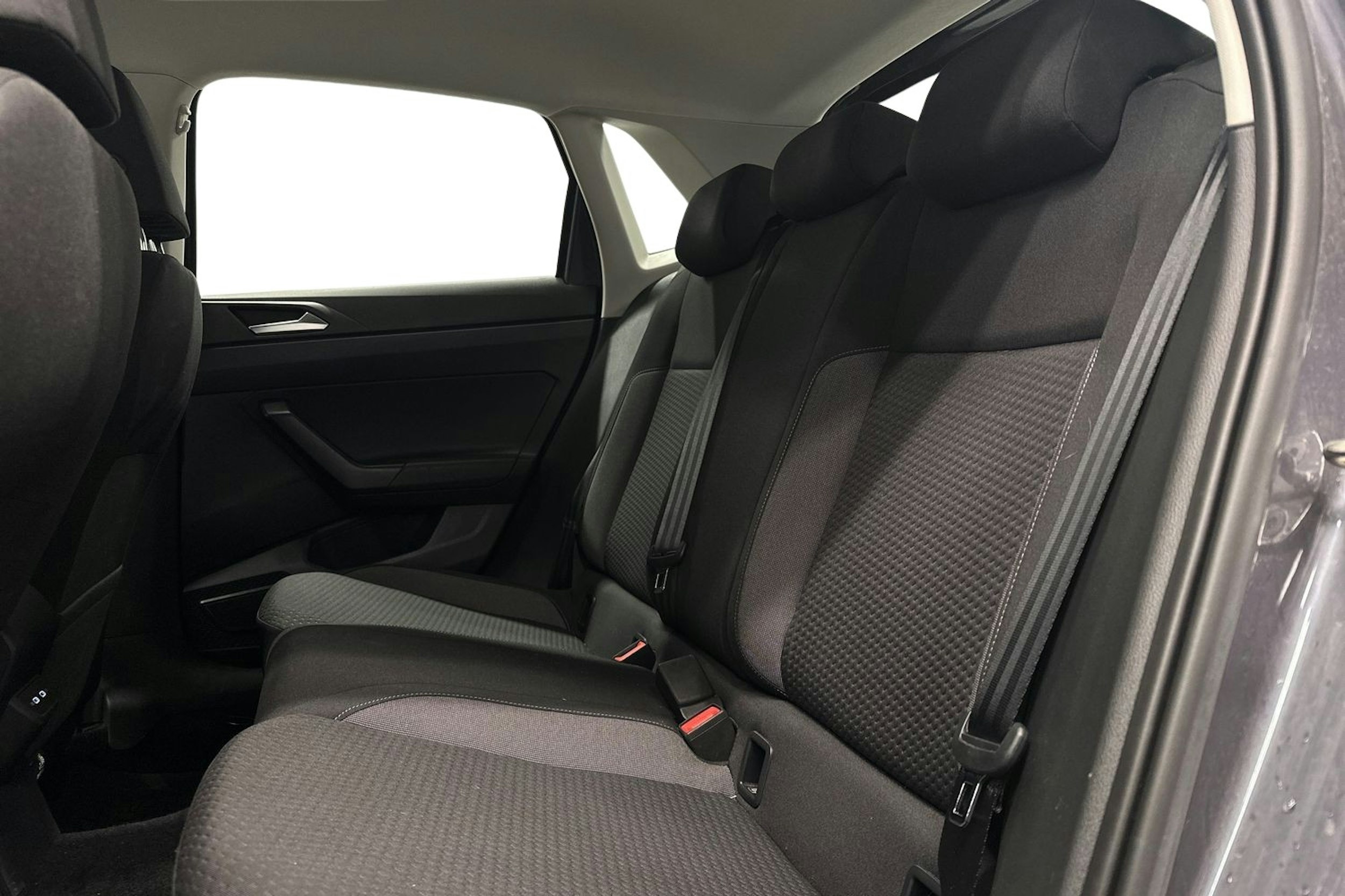 harmaa Volkswagen Polo 2023 kuva 19.