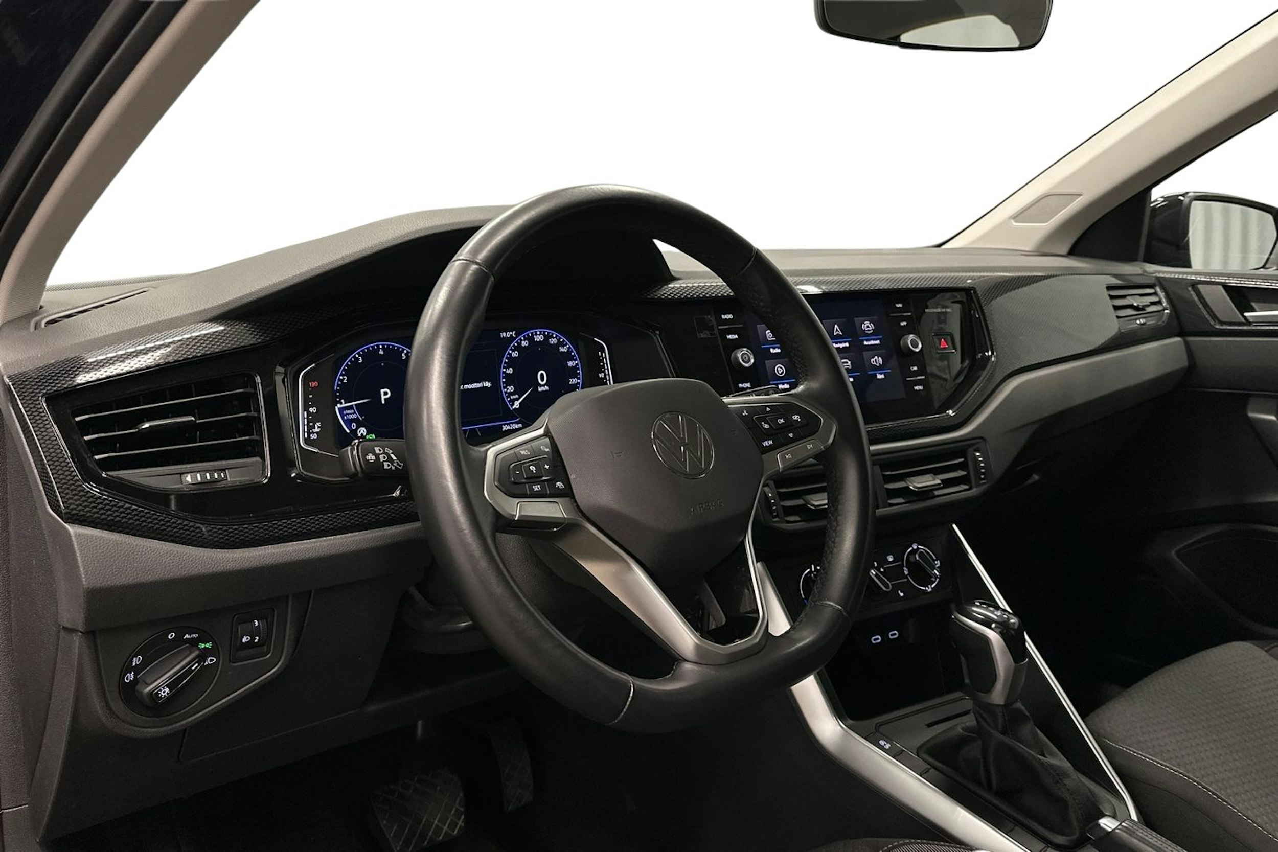 musta Volkswagen Polo 2023 kuva 7.