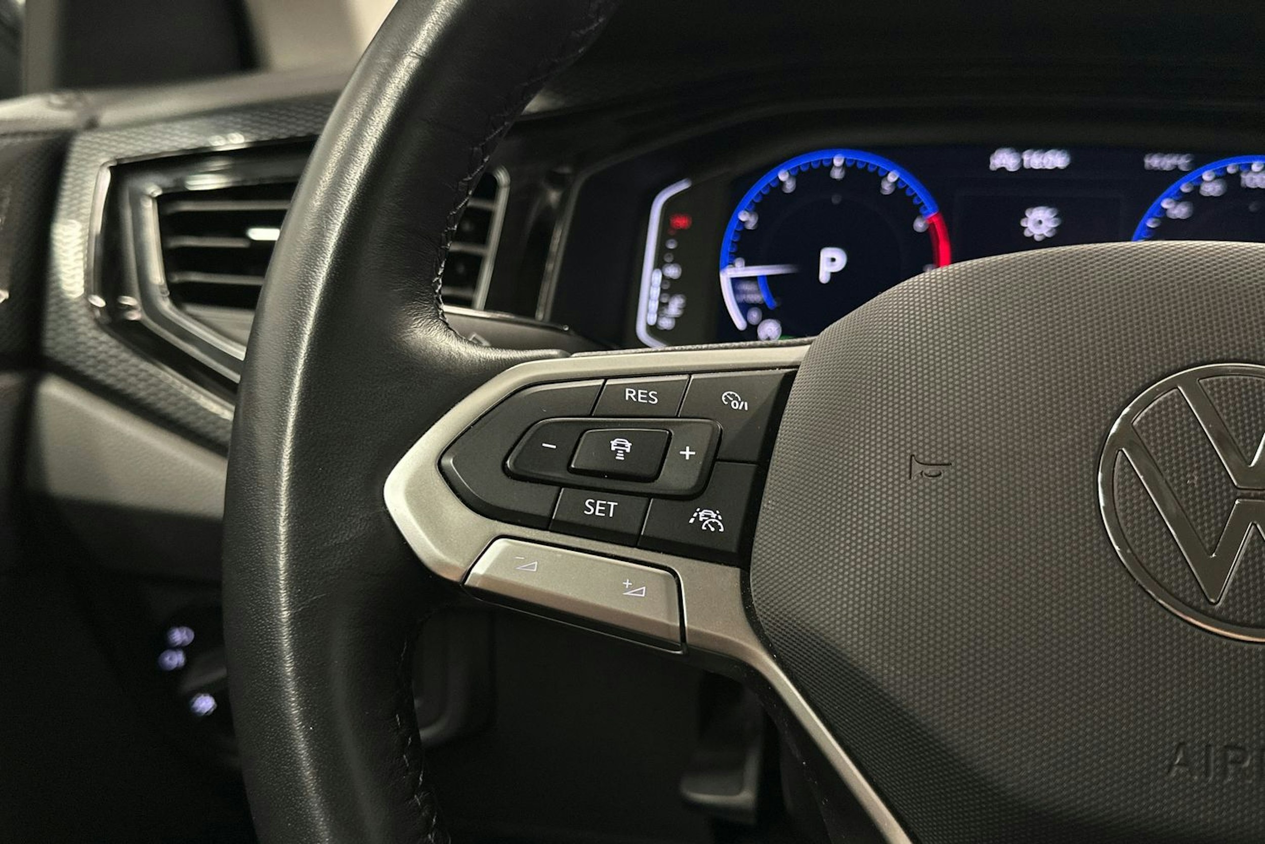 musta Volkswagen Polo 2023 kuva 17.