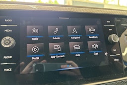 sininen Volkswagen Polo 2023 kuva 20.