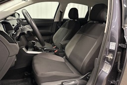 harmaa Volkswagen Polo 2023 kuva 15.