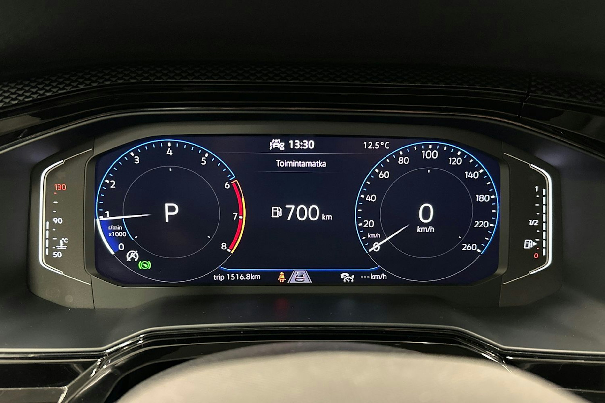 harmaa Volkswagen Polo 2023 kuva 19.