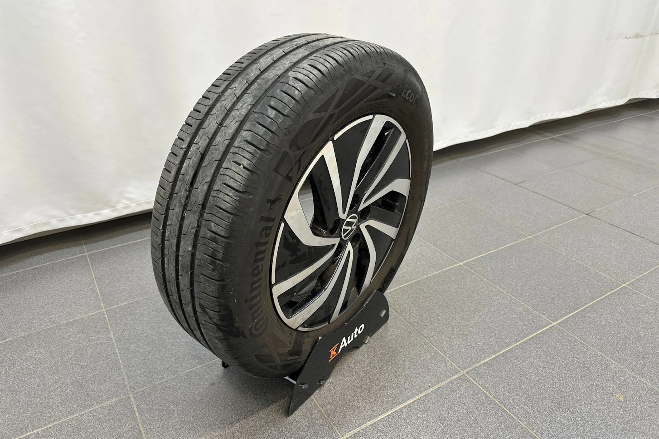 valkoinen Volkswagen Polo 2023 kuva 13.