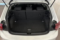 valkoinen Volkswagen Polo 2023 kuva 14.