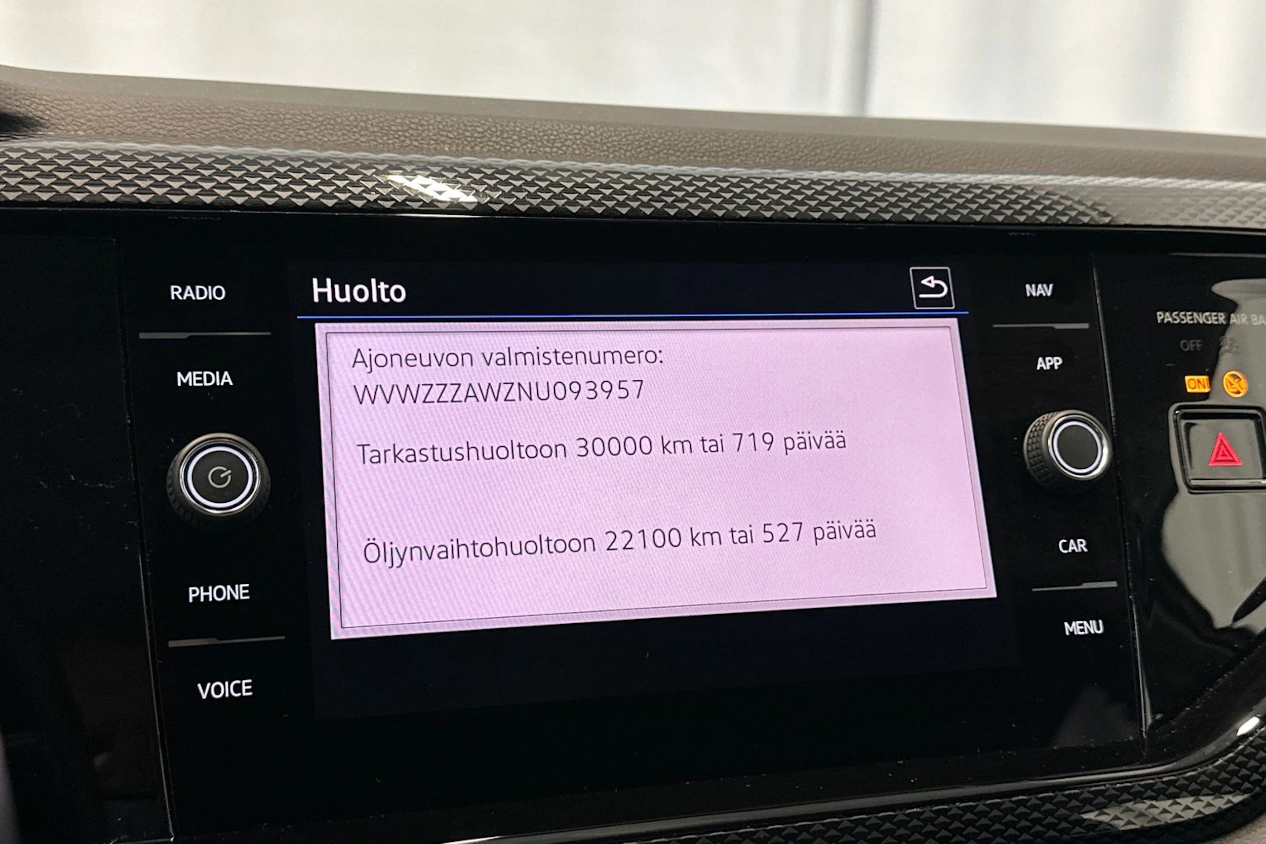 valkoinen Volkswagen Polo 2023 kuva 19.