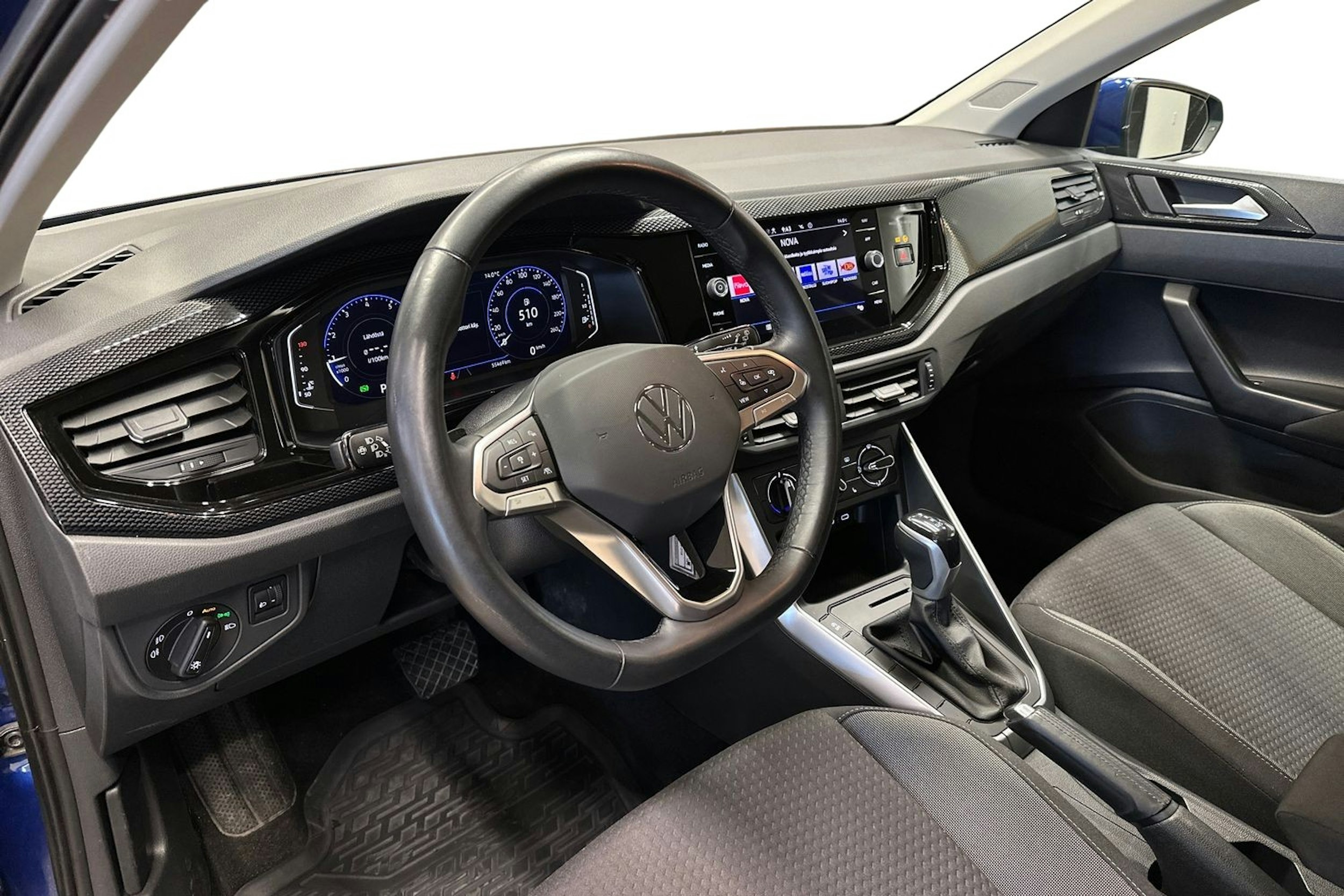 sininen Volkswagen Polo 2023 kuva 7.