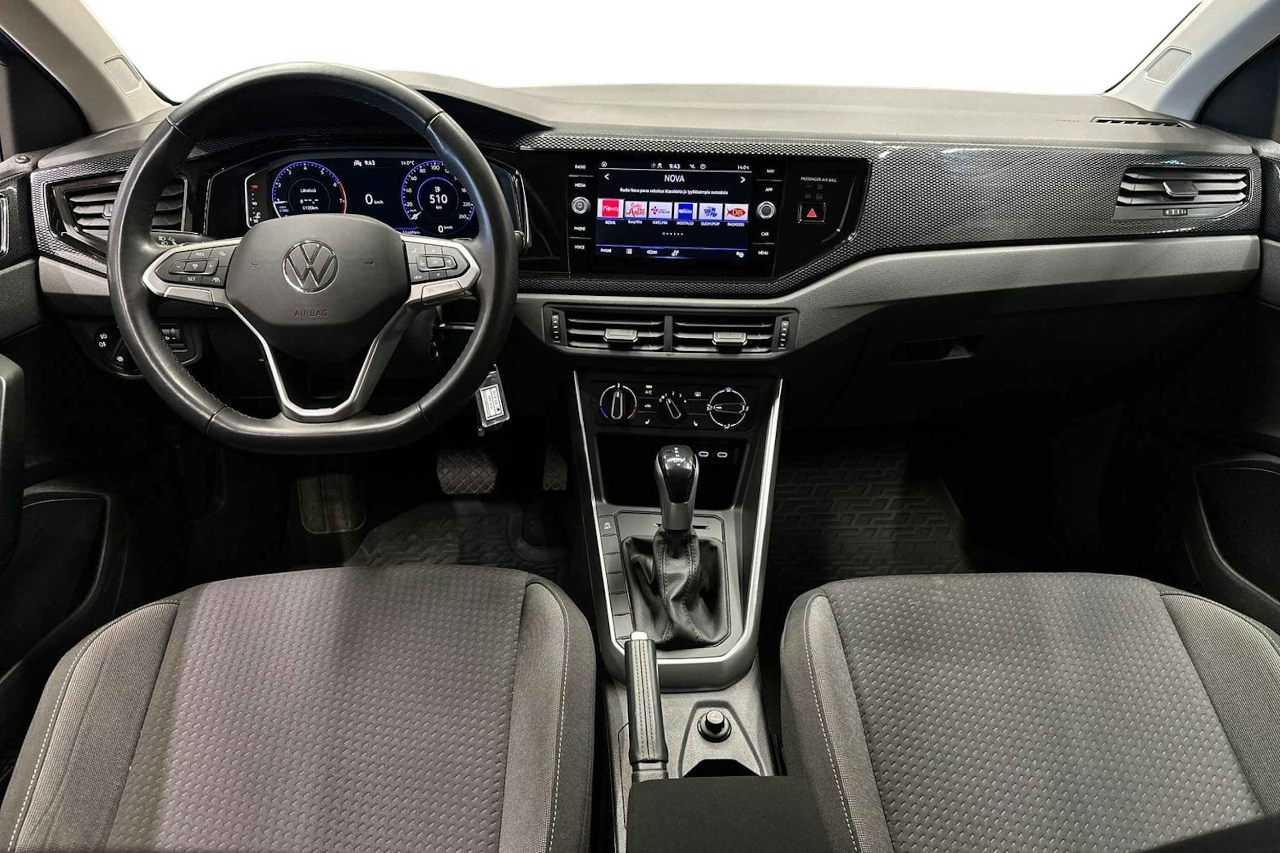 sininen Volkswagen Polo 2023 kuva 9.