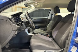 sininen Volkswagen Polo 2023 kuva 15.