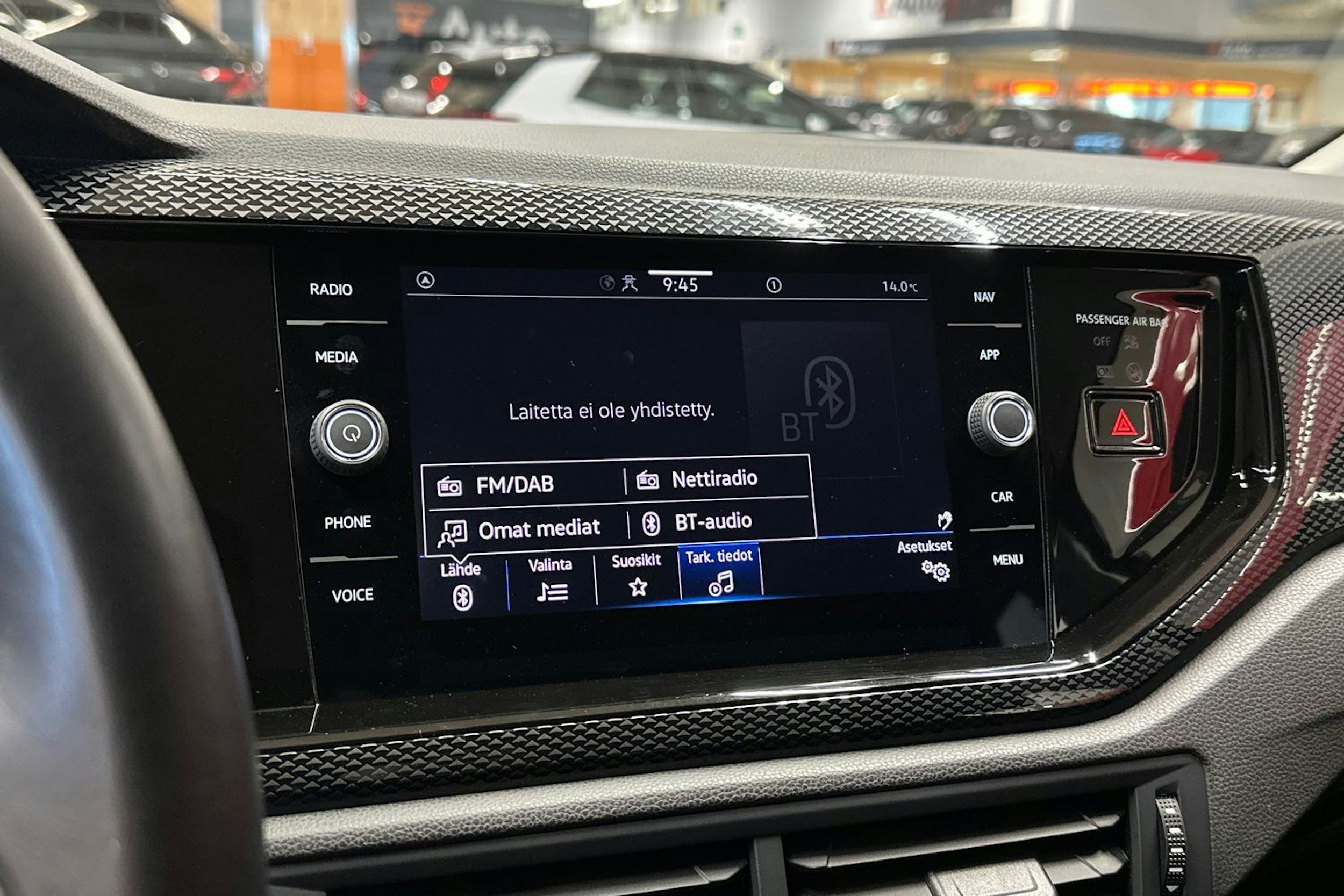 sininen Volkswagen Polo 2023 kuva 19.