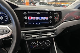 sininen Volkswagen Polo 2023 kuva 20.
