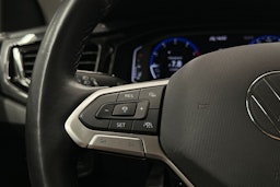 harmaa Volkswagen Polo 2023 kuva 17.