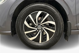harmaa Volkswagen Polo 2023 kuva 11.