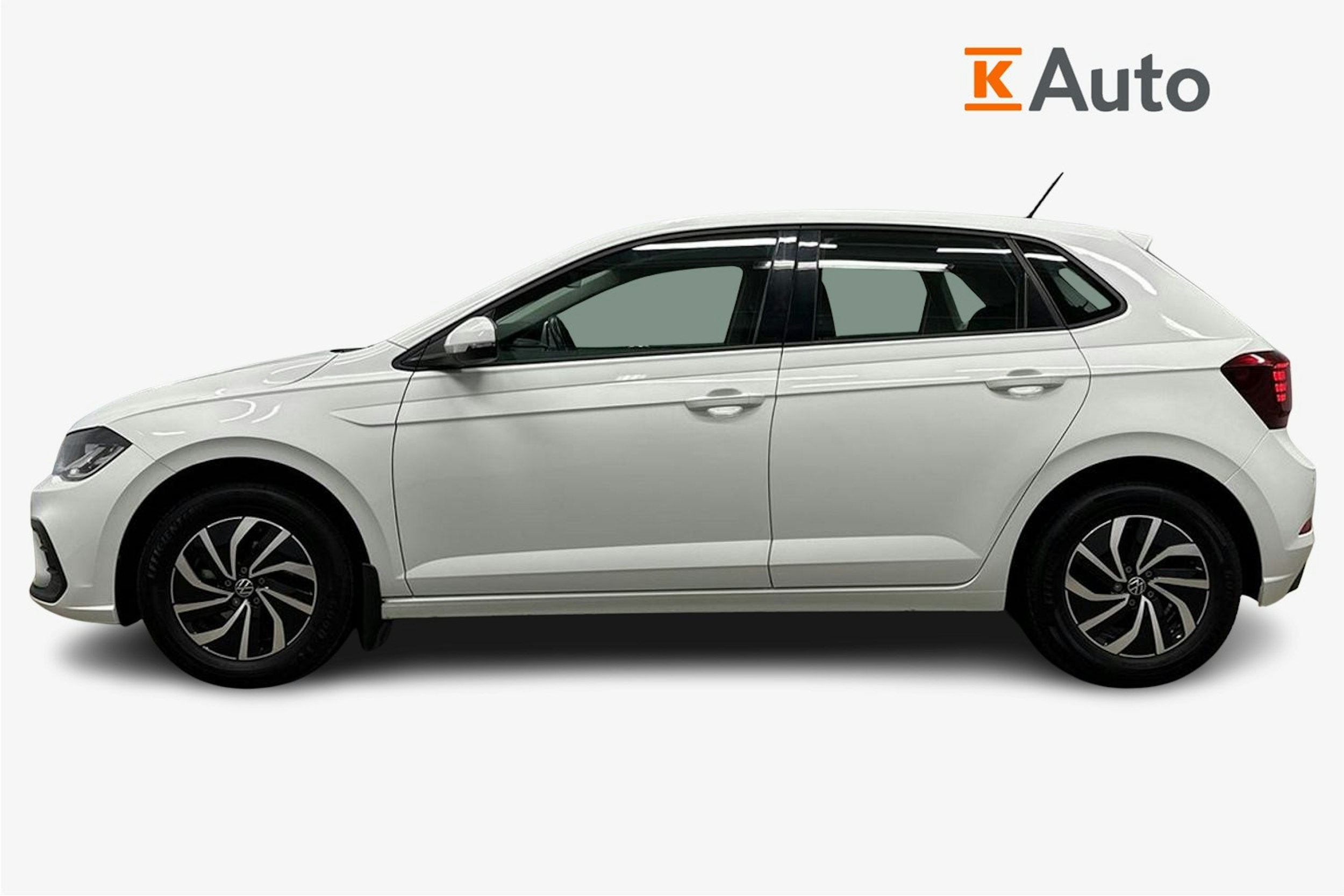 valkoinen Volkswagen Polo 2023 kuva 6.