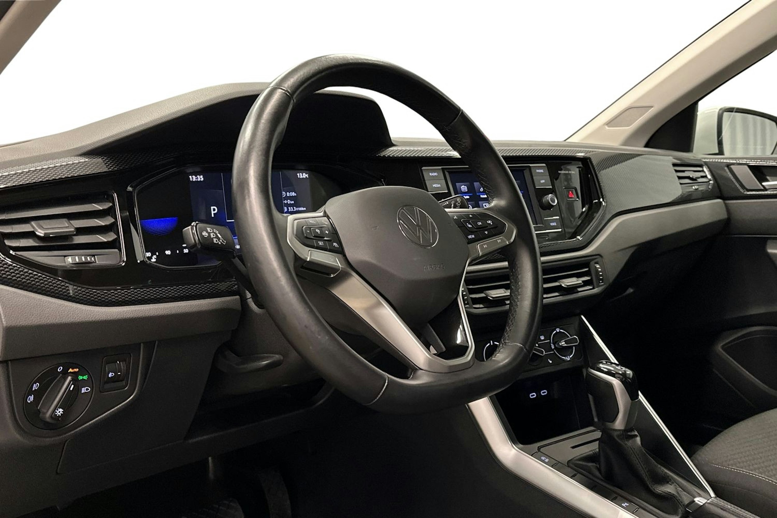 valkoinen Volkswagen Polo 2023 kuva 7.