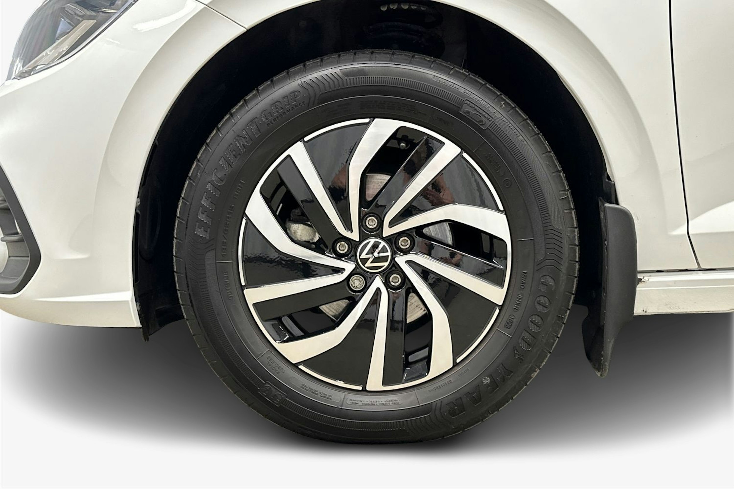 valkoinen Volkswagen Polo 2023 kuva 11.