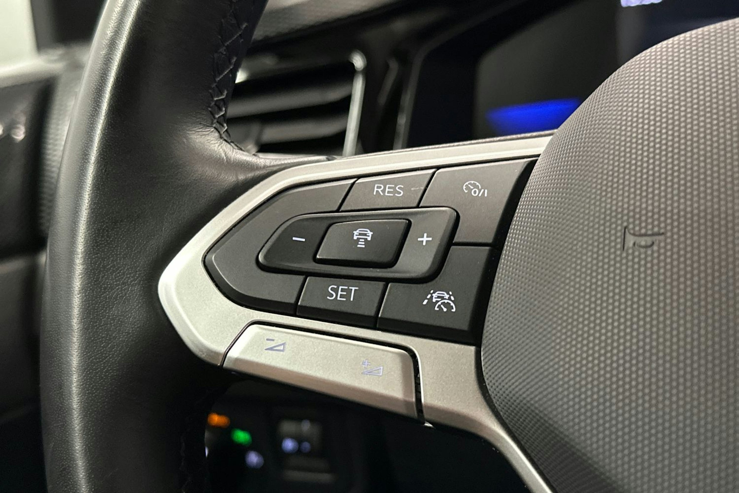 valkoinen Volkswagen Polo 2023 kuva 17.