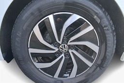 valkoinen Volkswagen Polo 2023 kuva 11.