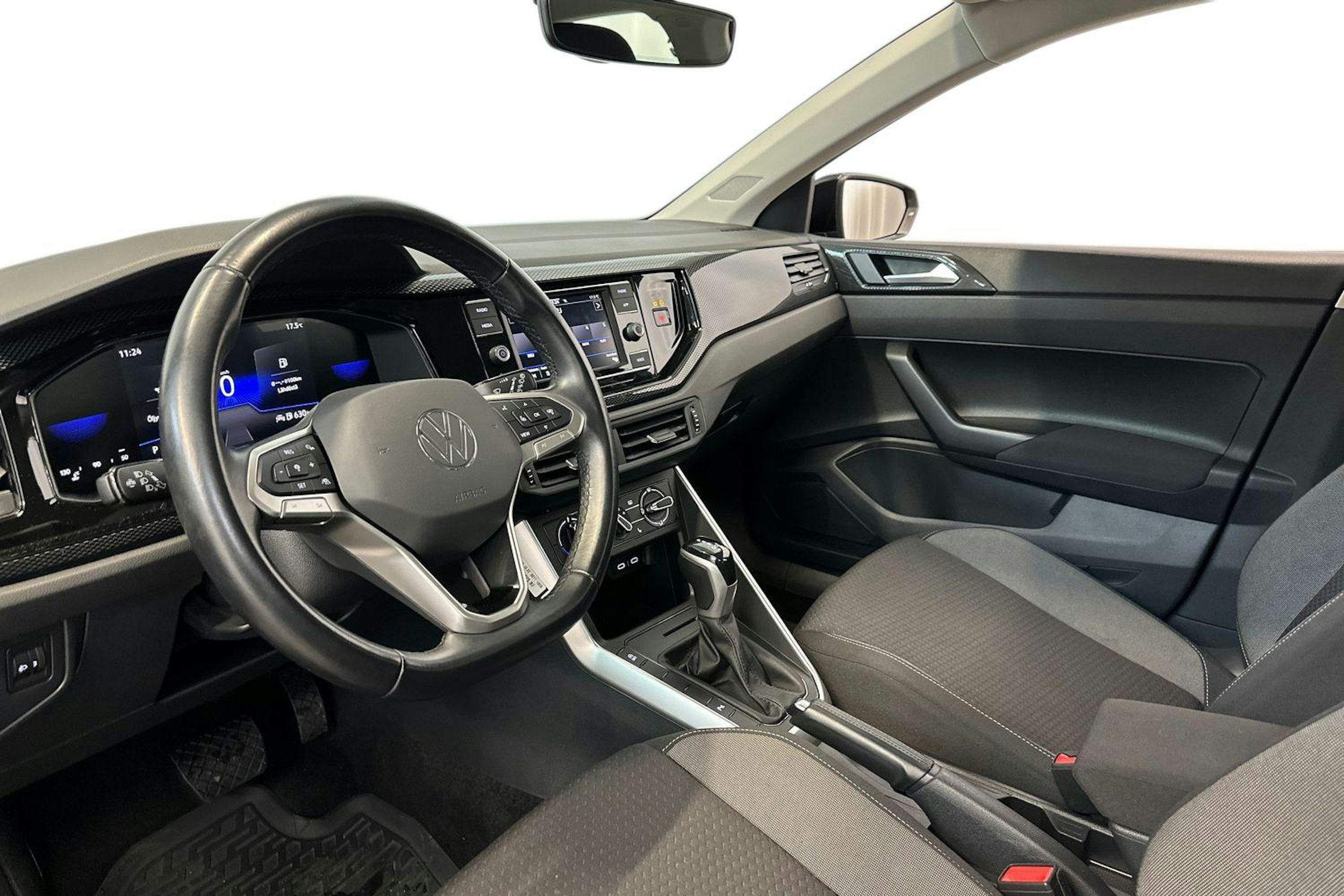 musta Volkswagen Polo 2023 kuva 7.