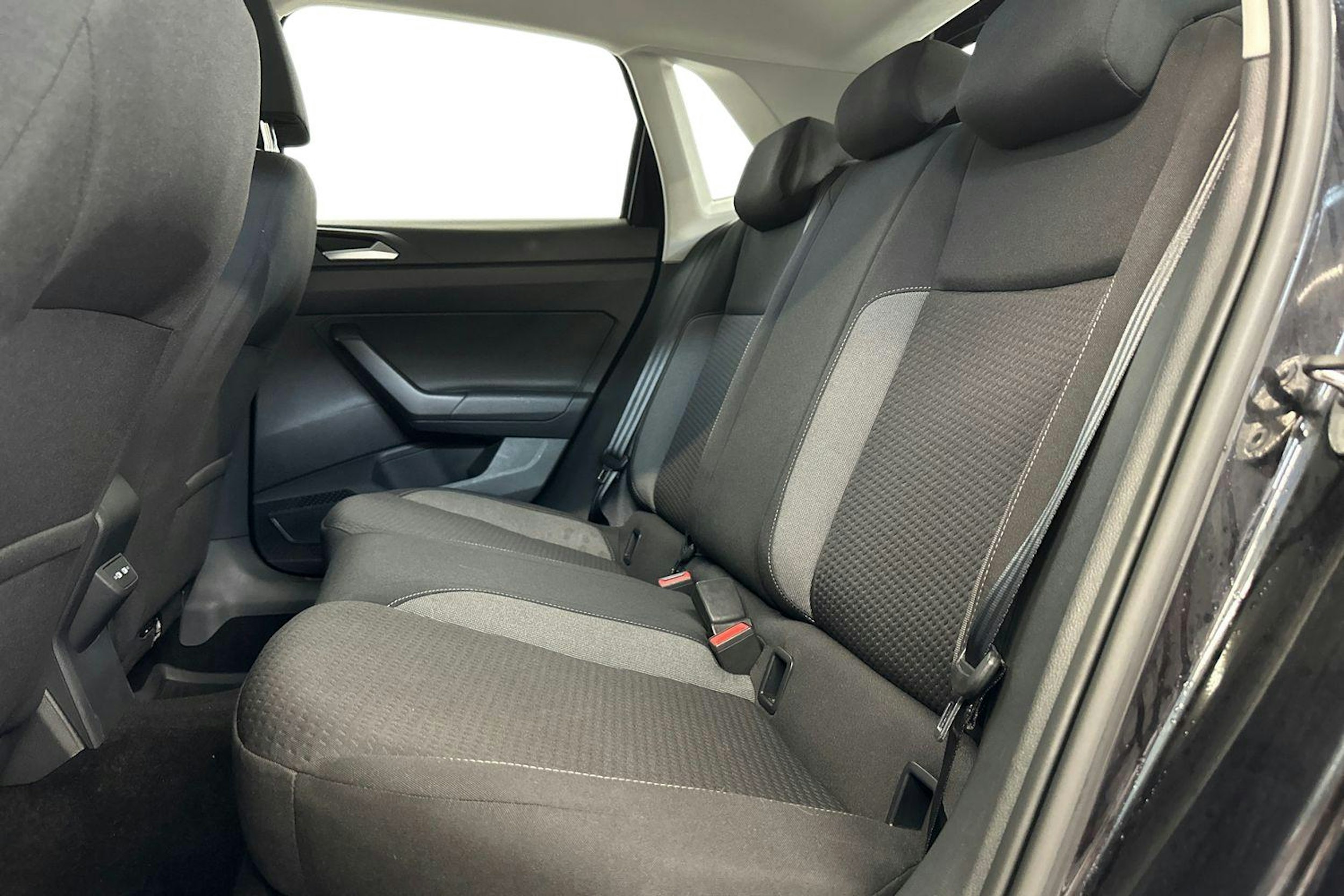 musta Volkswagen Polo 2023 kuva 10.