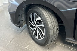musta Volkswagen Polo 2023 kuva 13.