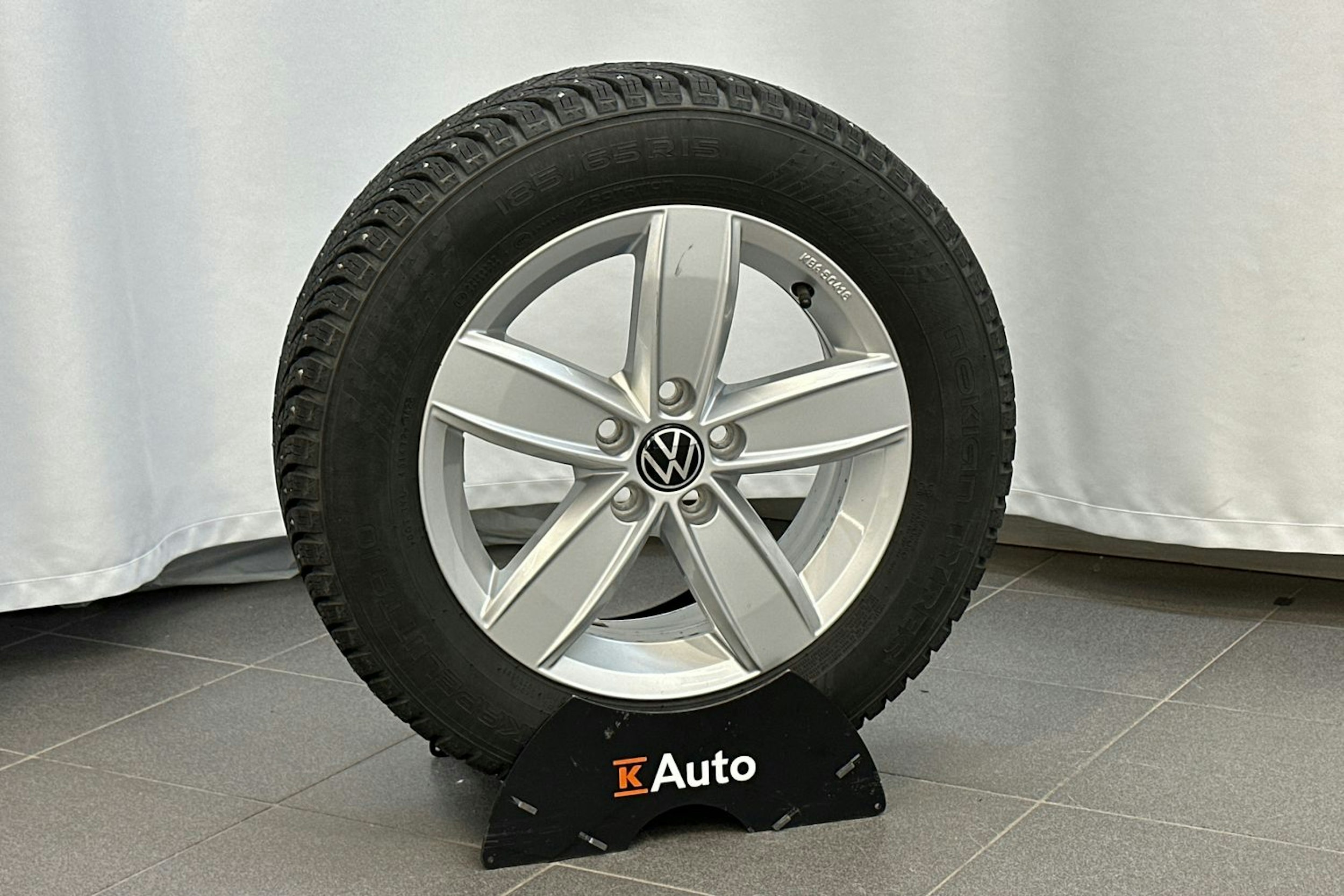 musta Volkswagen Polo 2023 kuva 14.