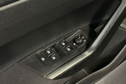 musta Volkswagen Polo 2023 kuva 17.