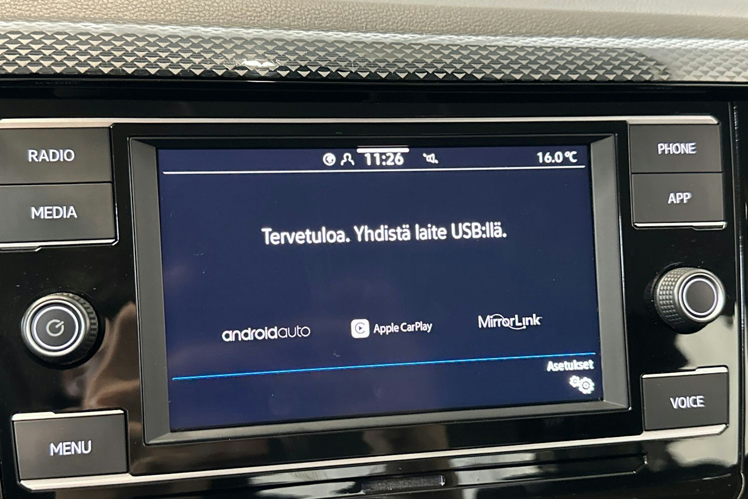 musta Volkswagen Polo 2023 kuva 24.