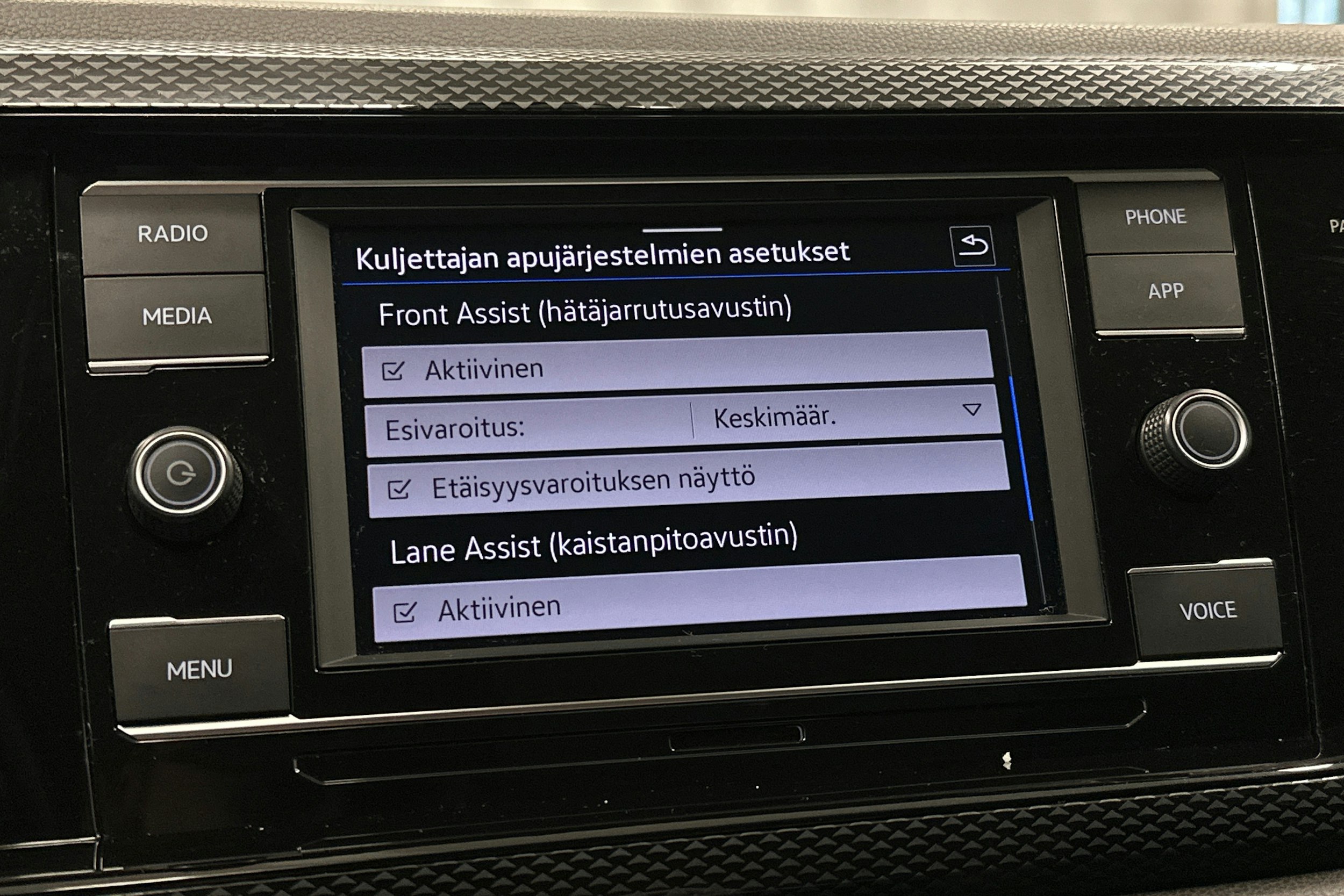 harmaa Volkswagen Polo 2023 kuva 21.
