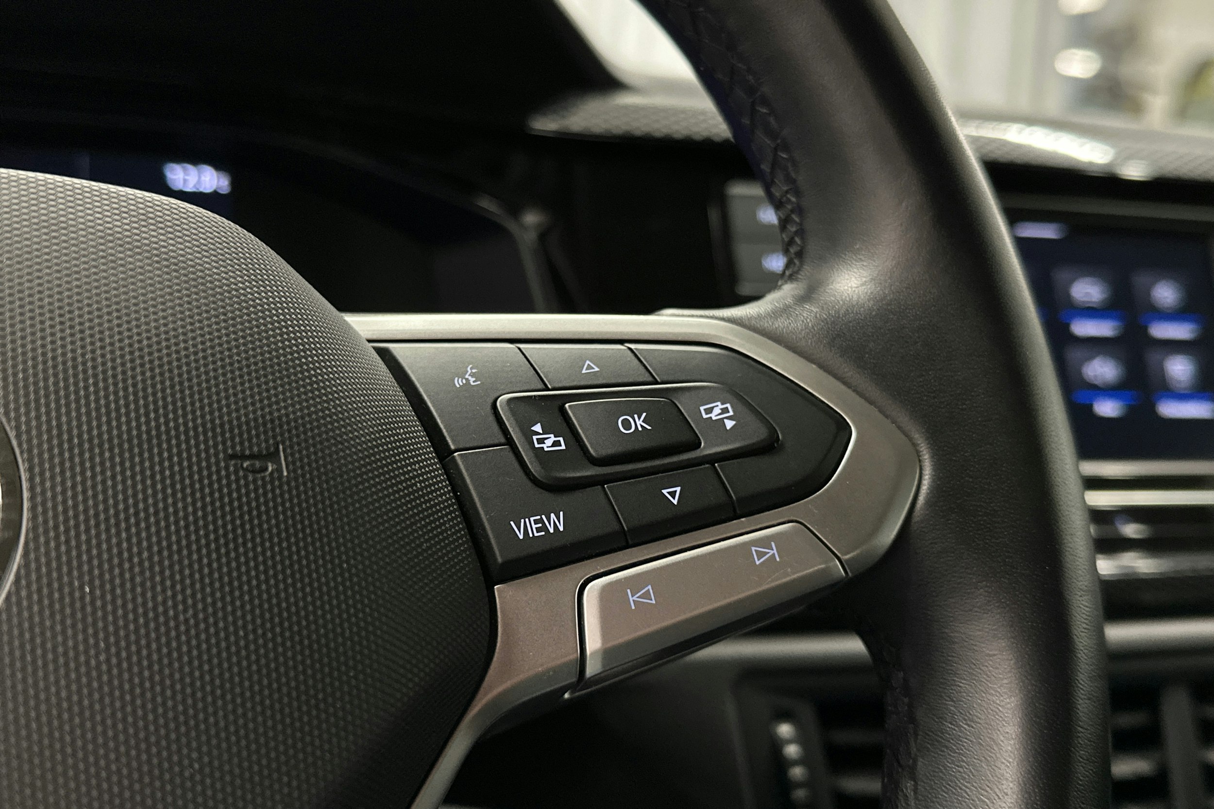 harmaa Volkswagen Polo 2023 kuva 19.