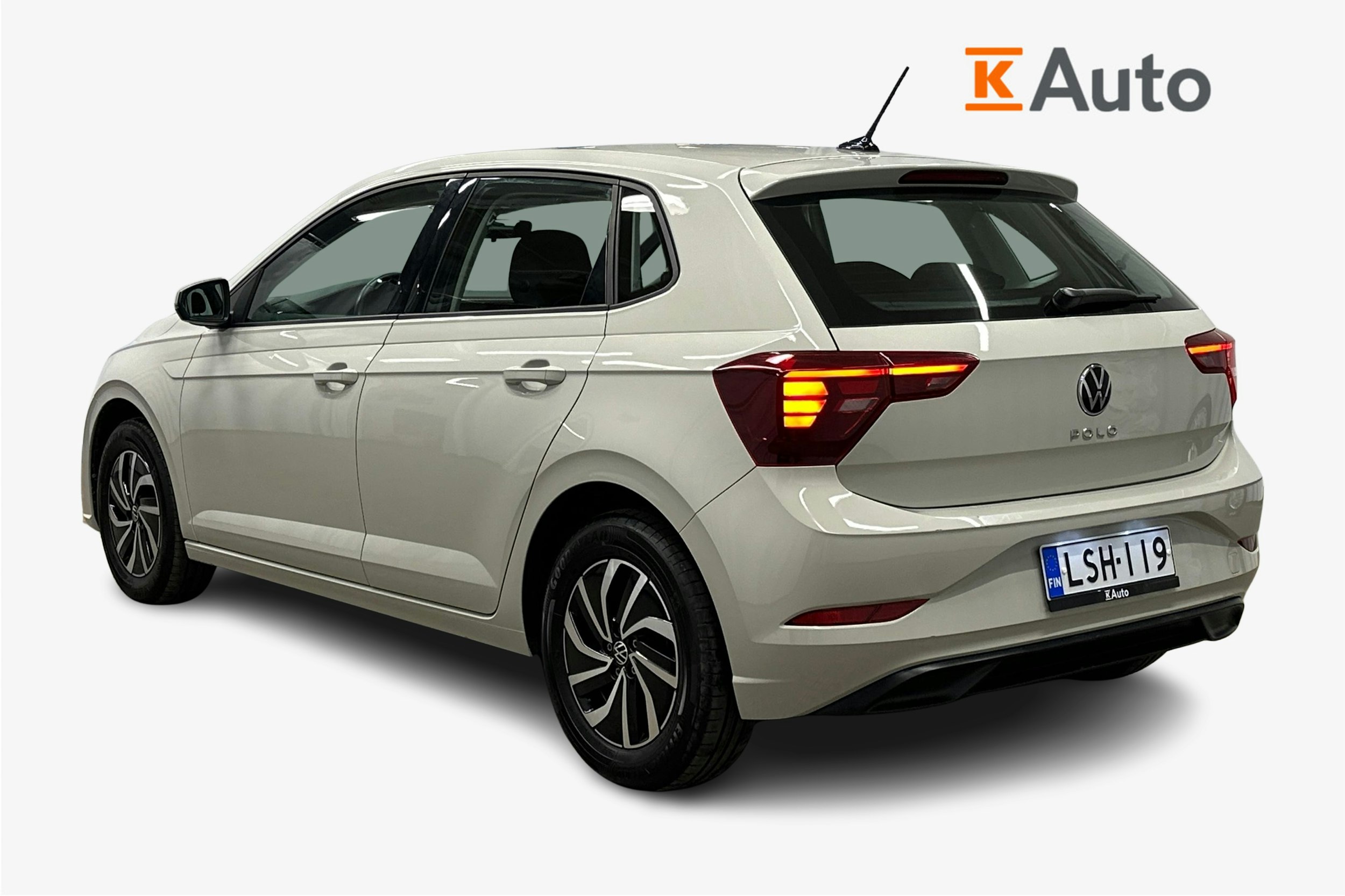 harmaa Volkswagen Polo 2023 kuva 2.