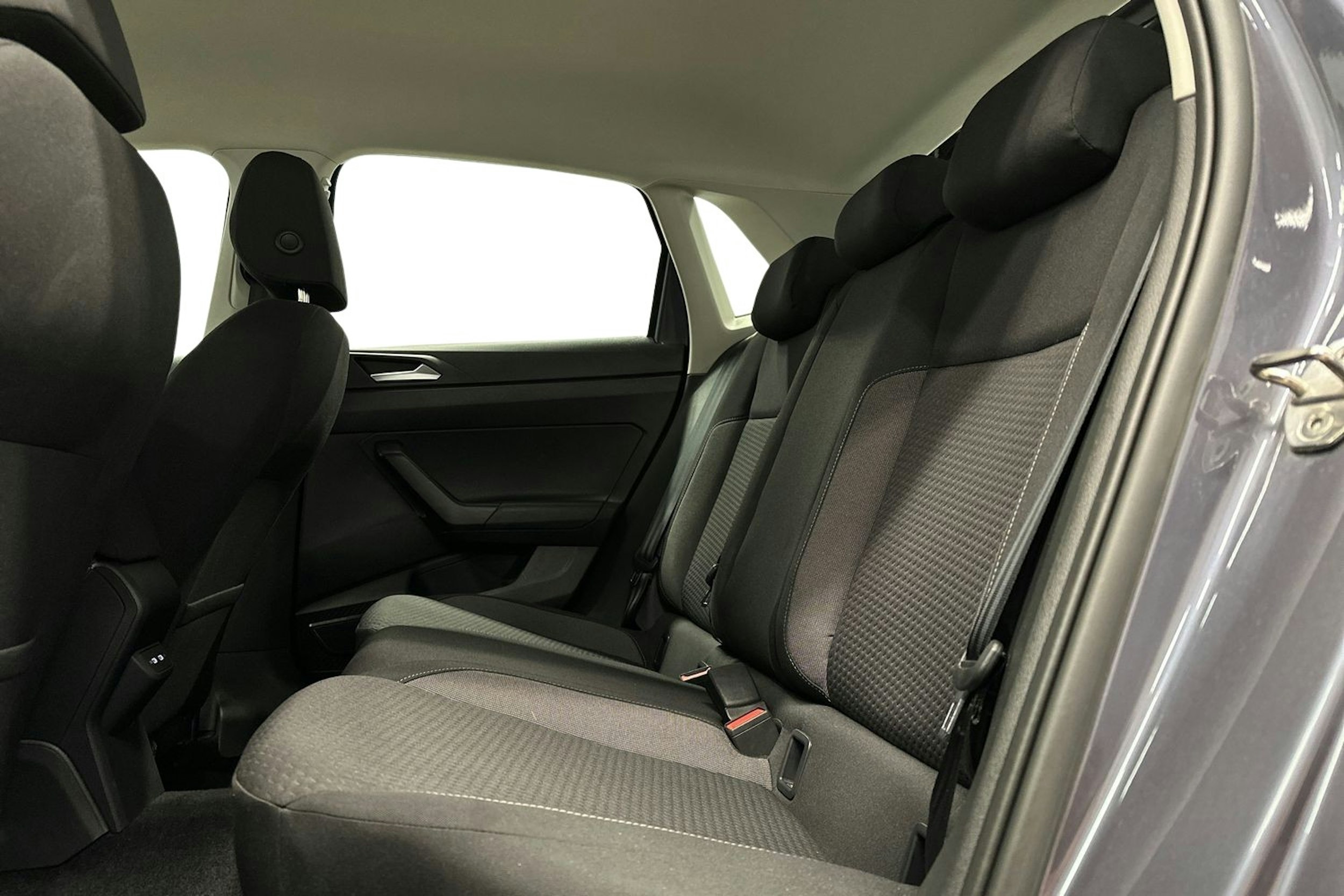 harmaa Volkswagen Polo 2023 kuva 10.