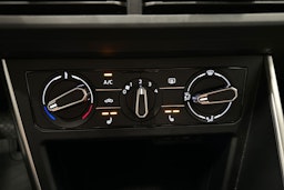 harmaa Volkswagen Polo 2023 kuva 20.