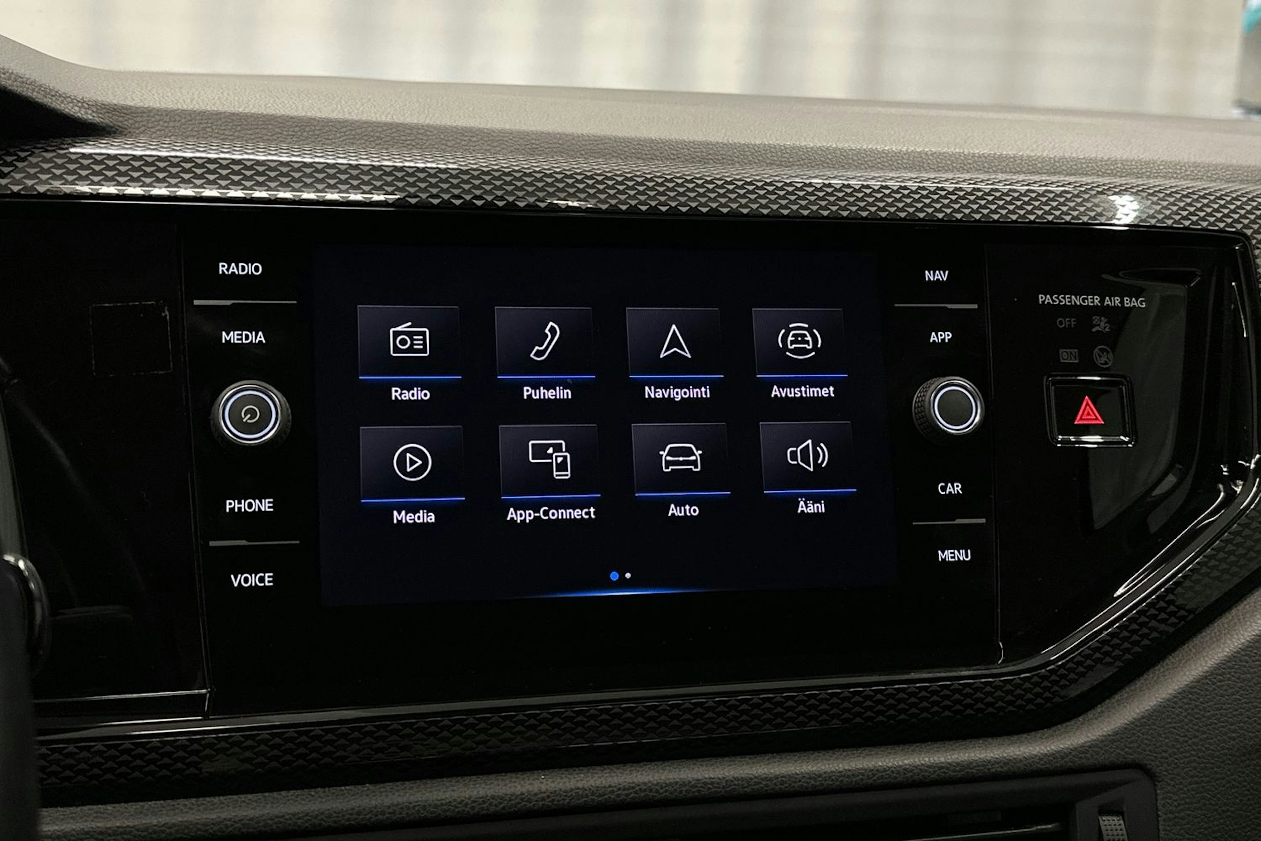 harmaa Volkswagen Polo 2023 kuva 21.