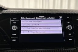 sininen Volkswagen Polo 2023 kuva 19.
