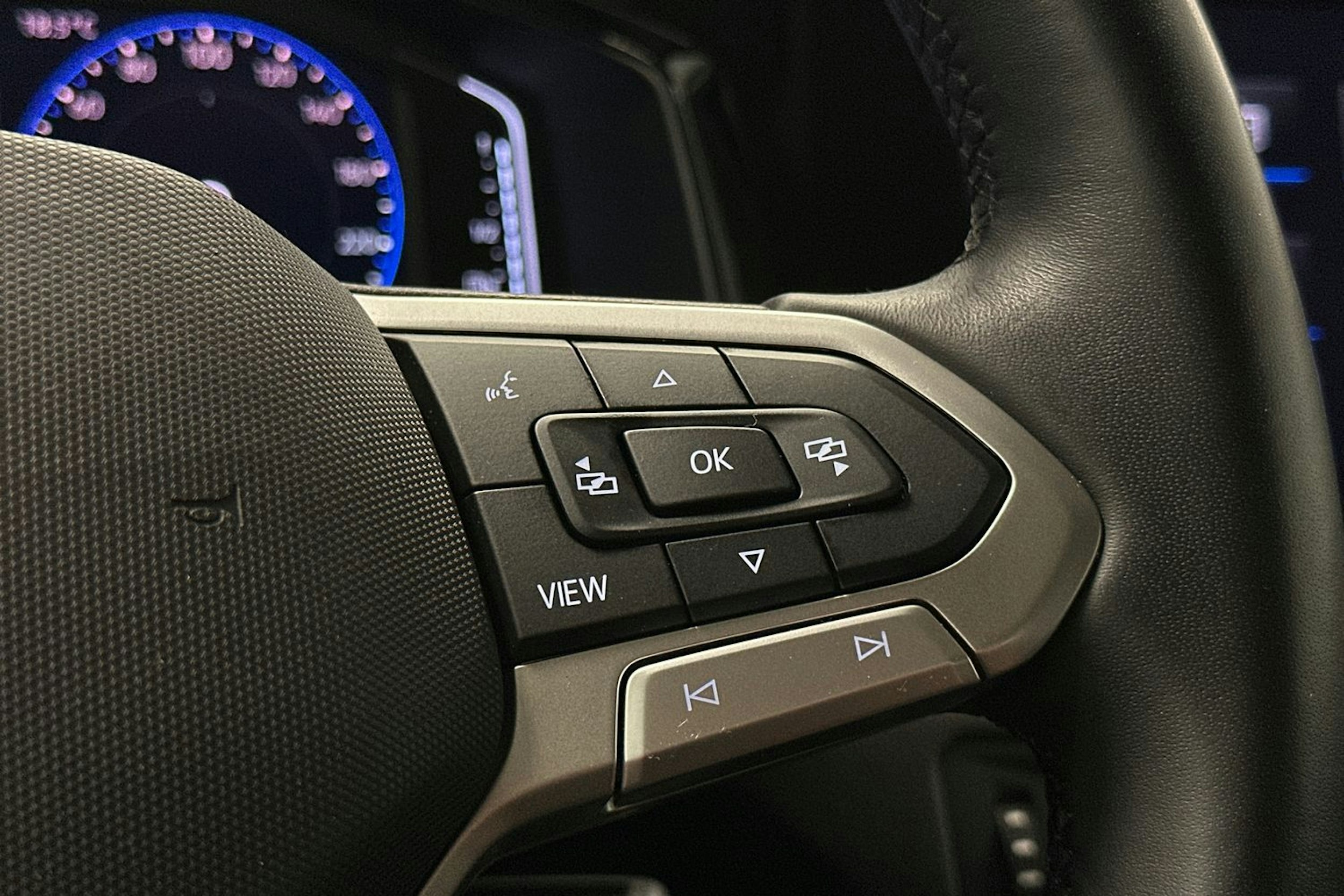 sininen Volkswagen Polo 2023 kuva 21.