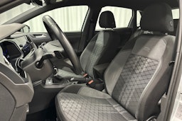 harmaa Volkswagen Polo 2023 kuva 15.