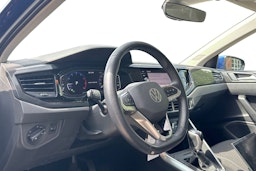 sininen Volkswagen Polo 2023 kuva 3.