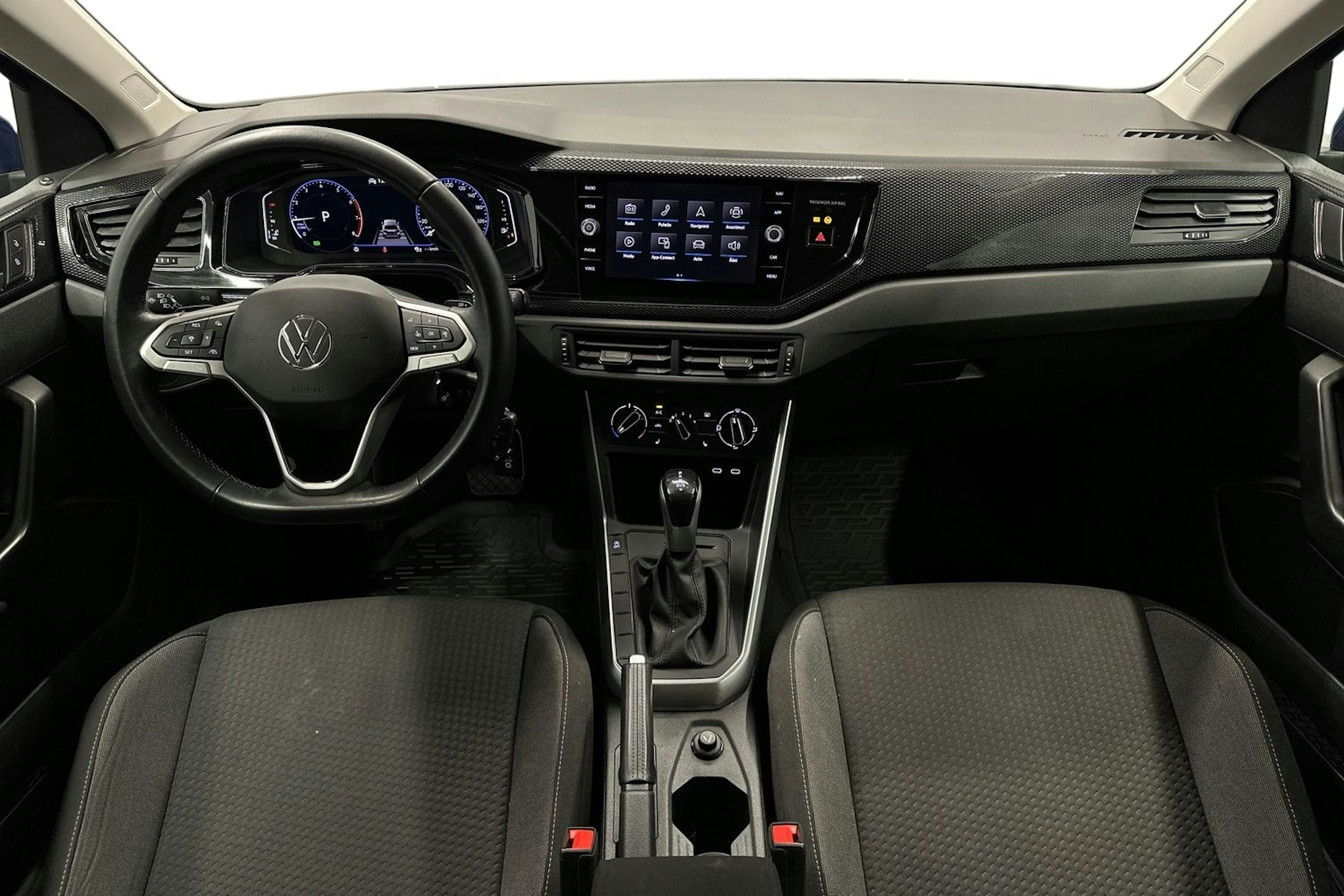 sininen Volkswagen Polo 2023 kuva 9.