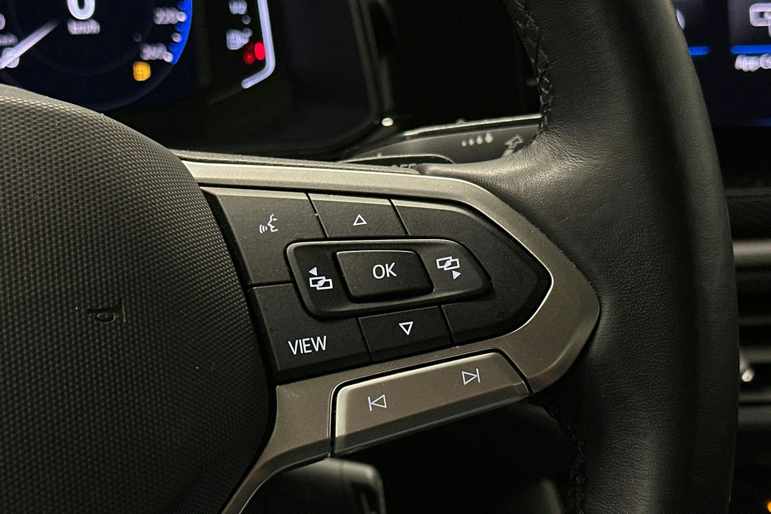 sininen Volkswagen Polo 2023 kuva 18.