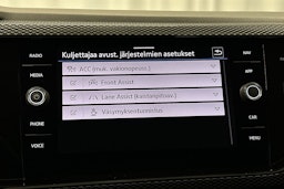 sininen Volkswagen Polo 2023 kuva 21.