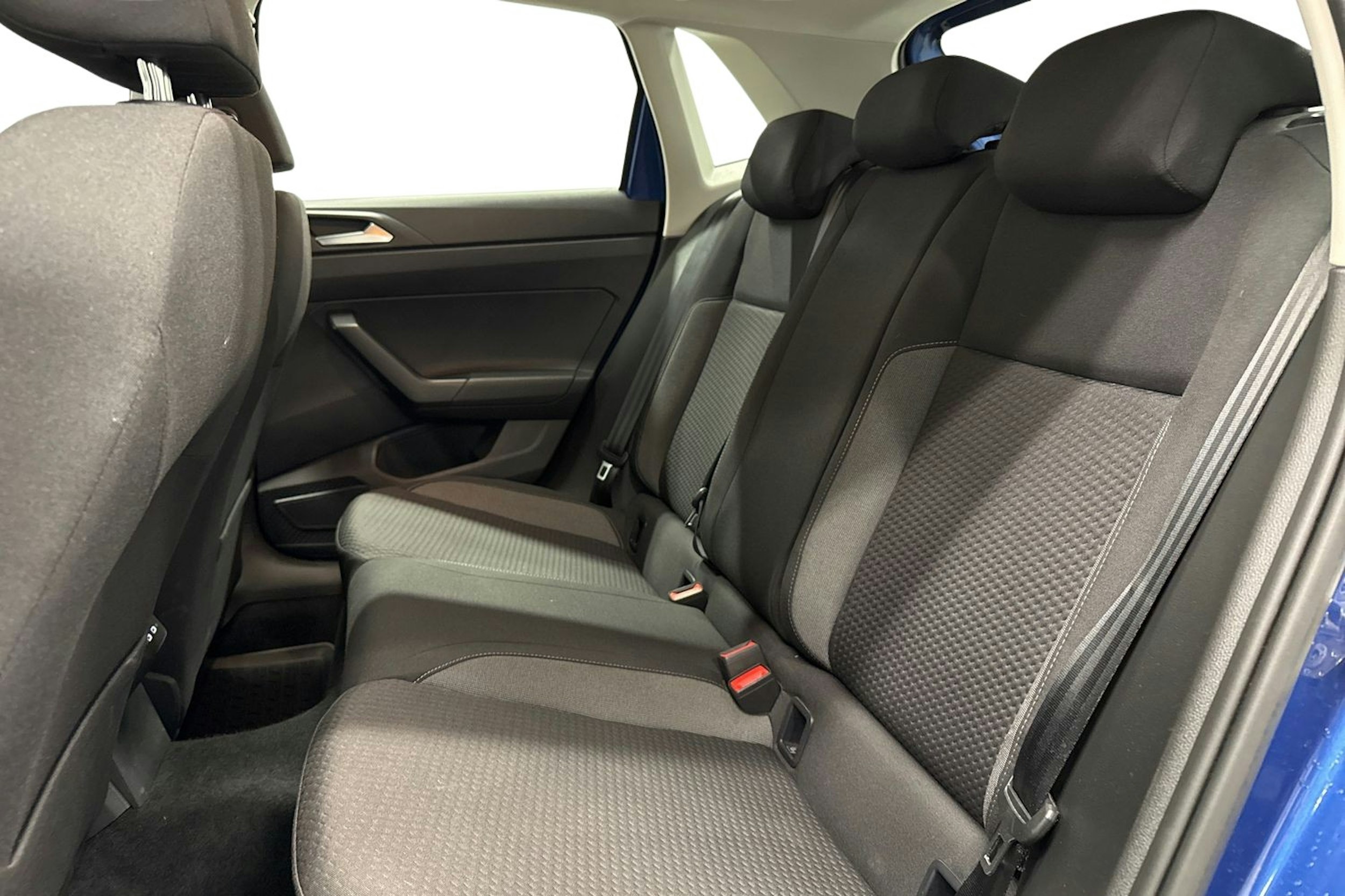 sininen Volkswagen Polo 2023 kuva 10.