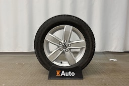 sininen Volkswagen Polo 2023 kuva 13.
