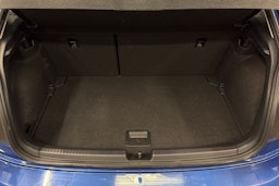 sininen Volkswagen Polo 2023 kuva 23.