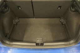 sininen Volkswagen Polo 2023 kuva 23.