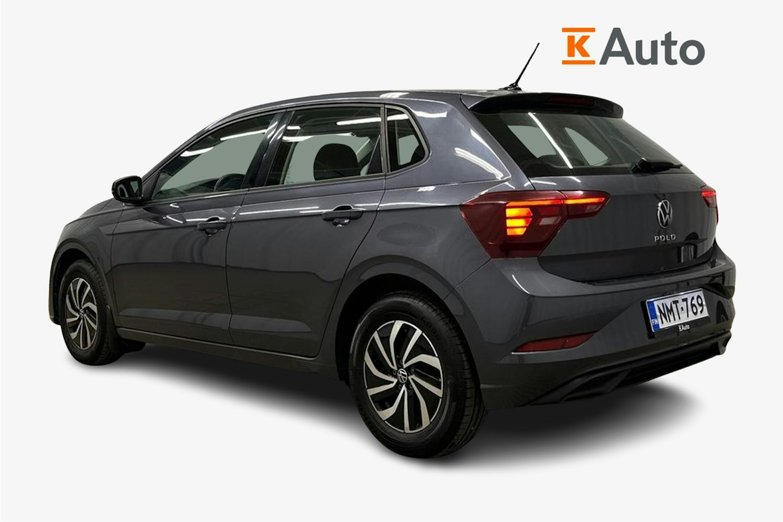 harmaa Volkswagen Polo 2023 kuva 2.